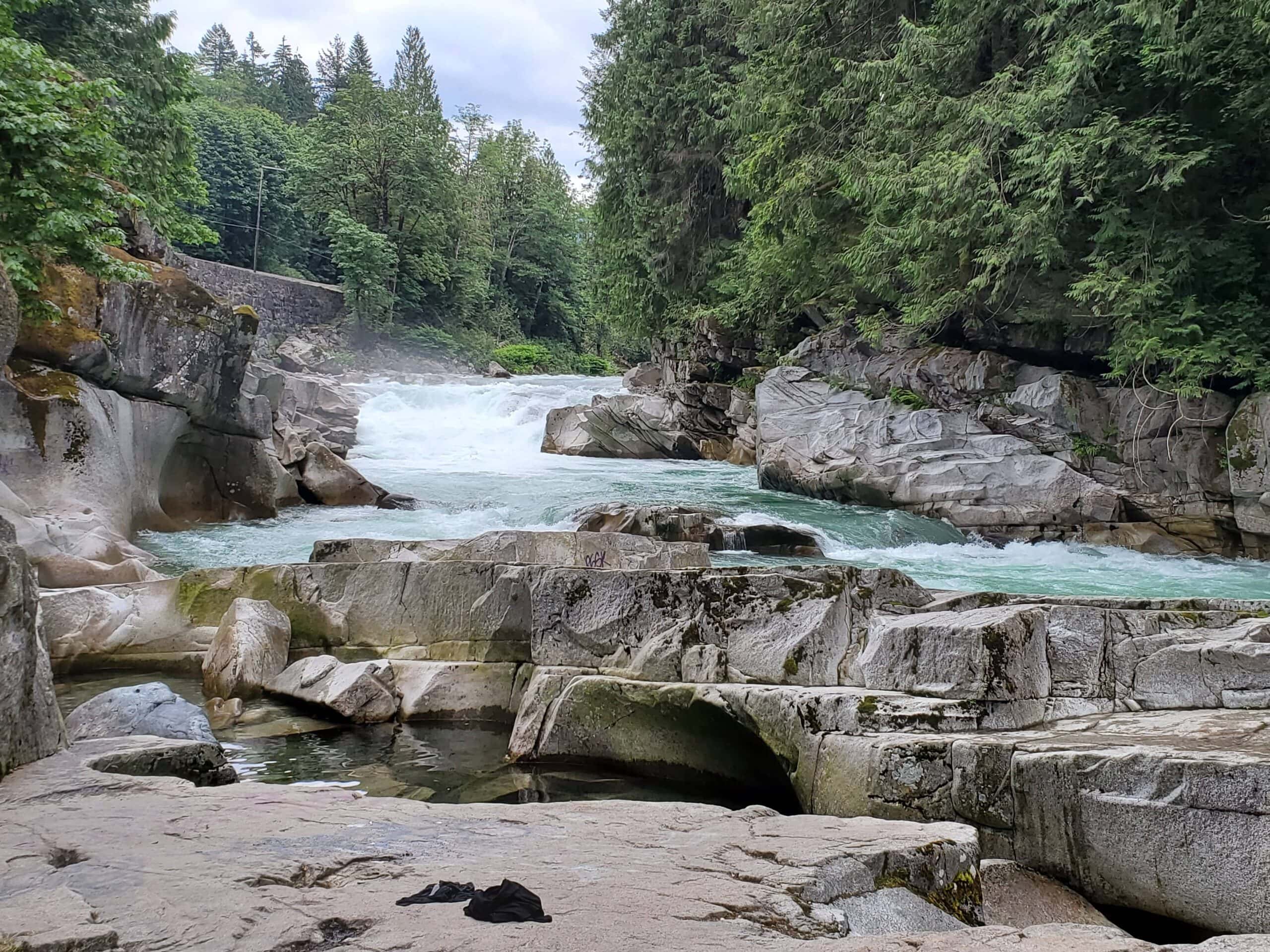 eagle falls